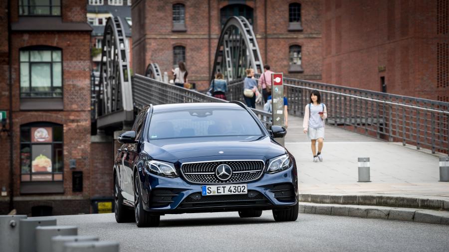  Mercedes-AMG E43 4Matic Estate 2016 года  (фото 4 из 28)